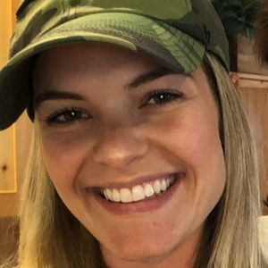 Meet your Posher, Elaine